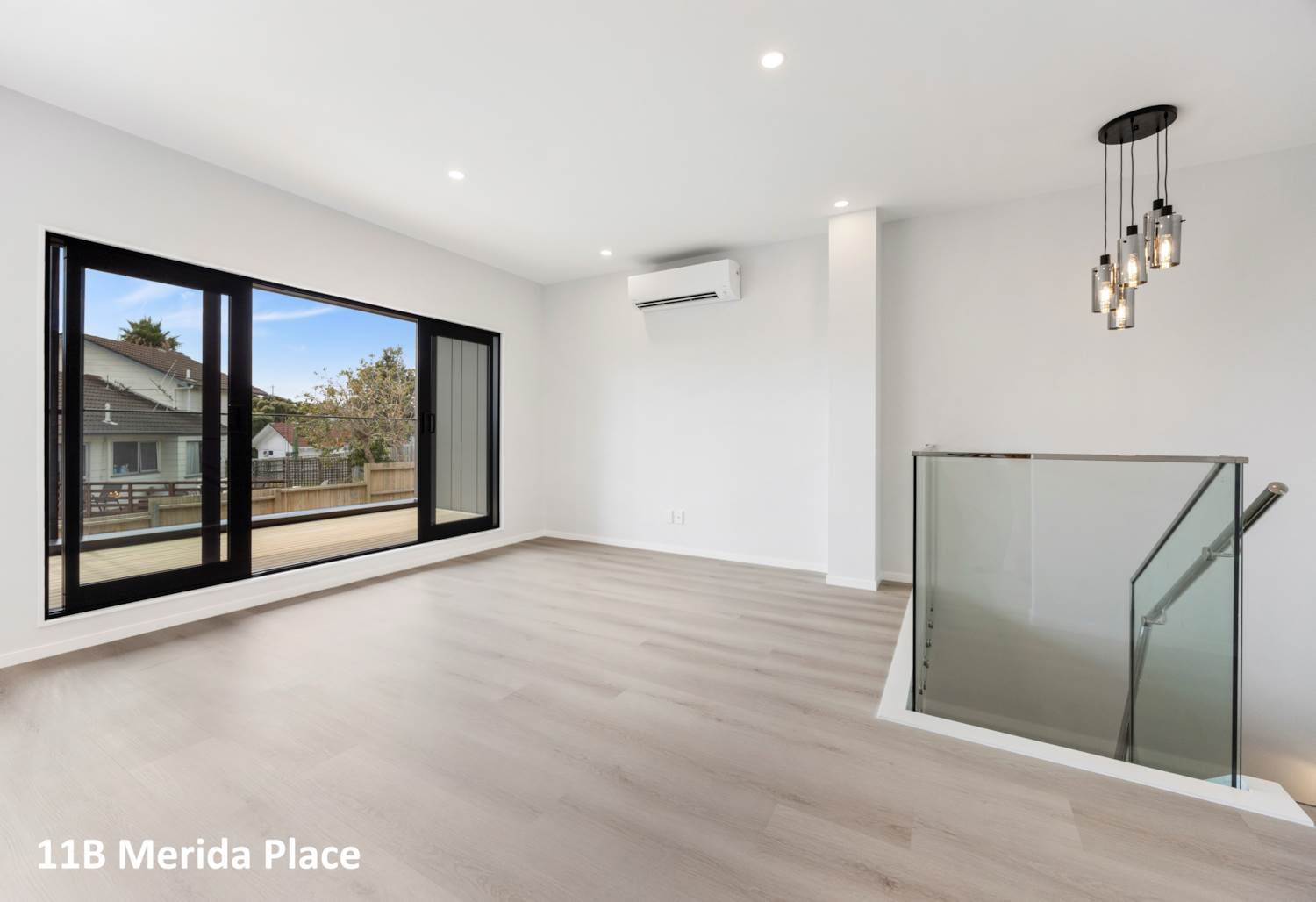 11B Merida Place, Unsworth Heights, Auckland