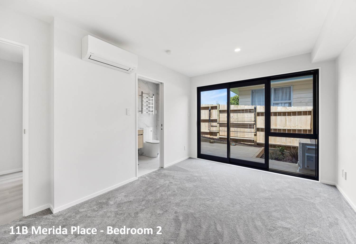 11B Merida Place, Unsworth Heights, Auckland