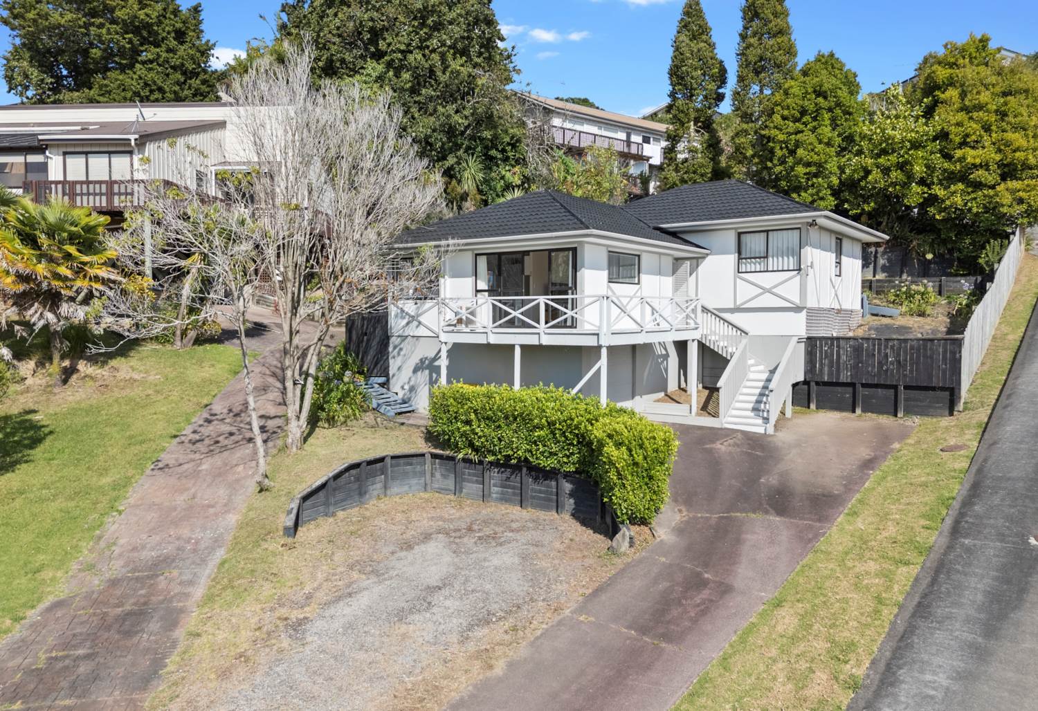 1/27 Sovereign Place, Glenfield, Auckland