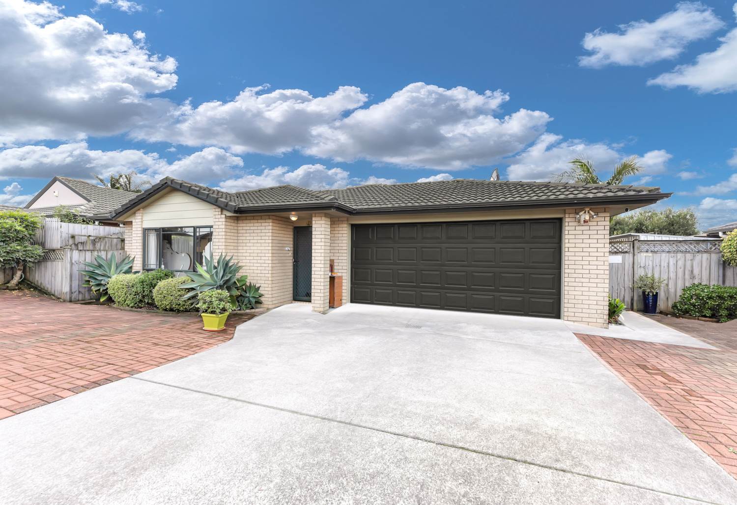 Urgent sale, 30 Broadhurst Road, Flat Bush, Auckland