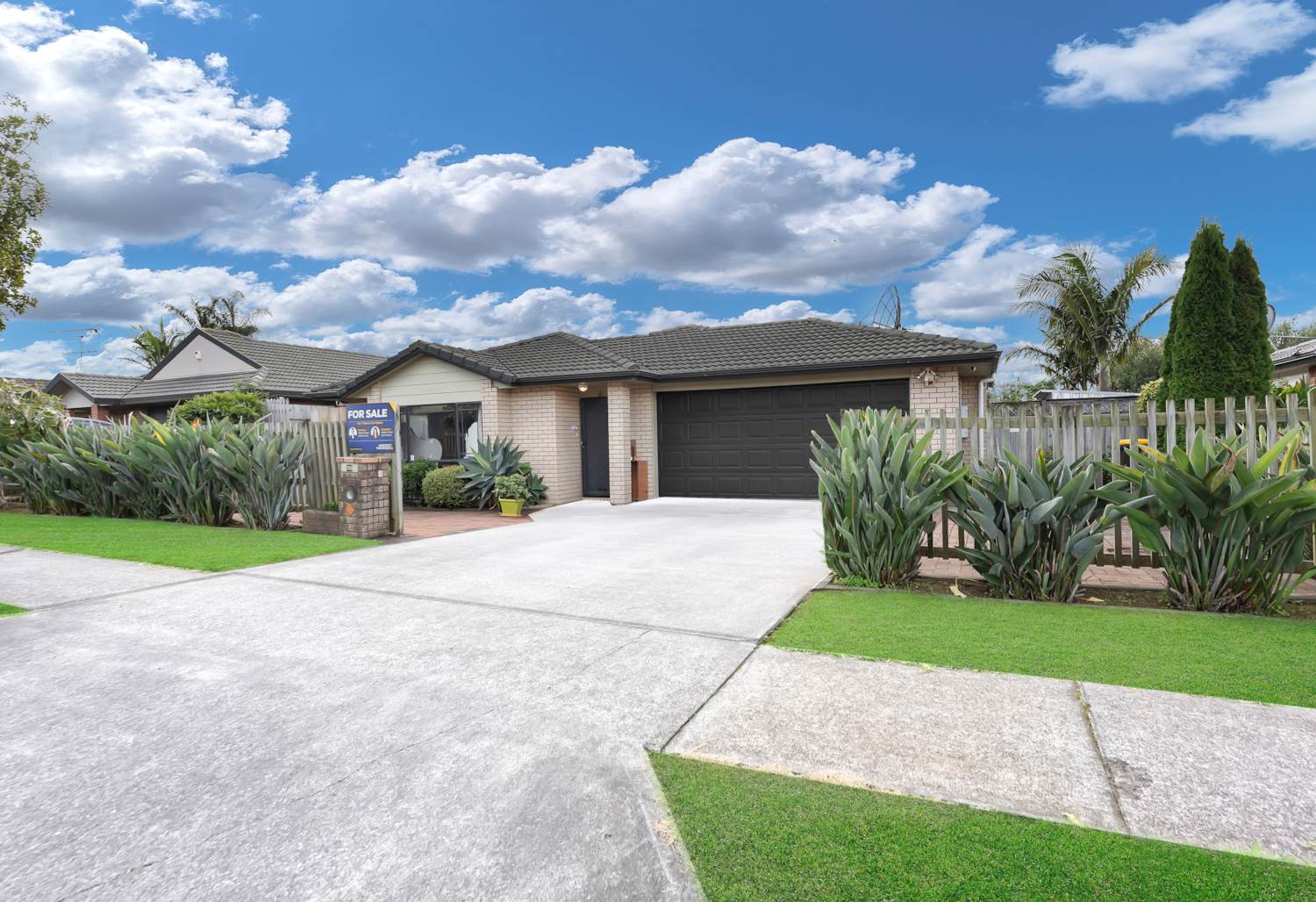 Urgent sale, 30 Broadhurst Road, Flat Bush, Auckland
