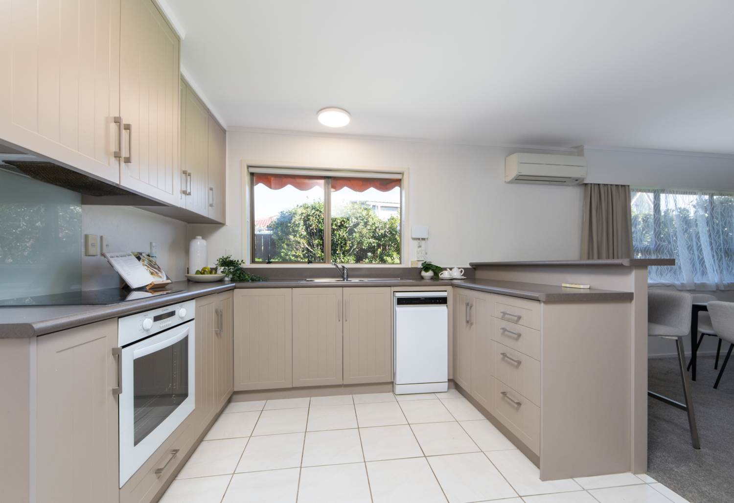 1/119 Glenmore Road, Sunnyhills, Auckland