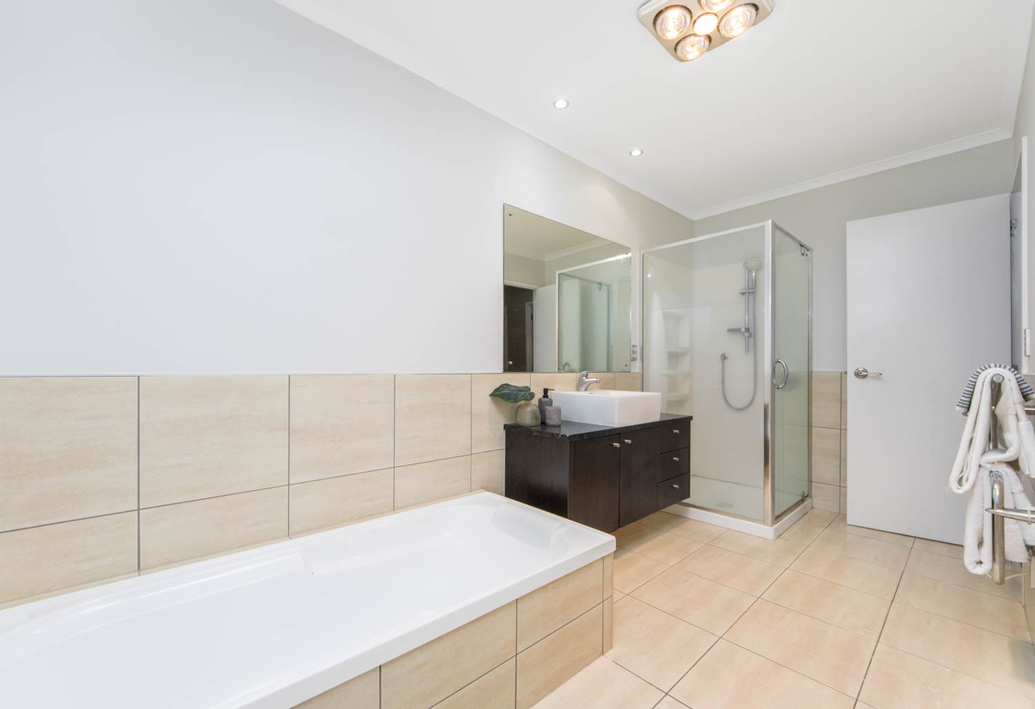 88 Baverstock Road, Flat Bush, Auckland