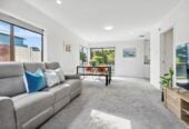 43 Botany Road, Botany Downs, Auckland
