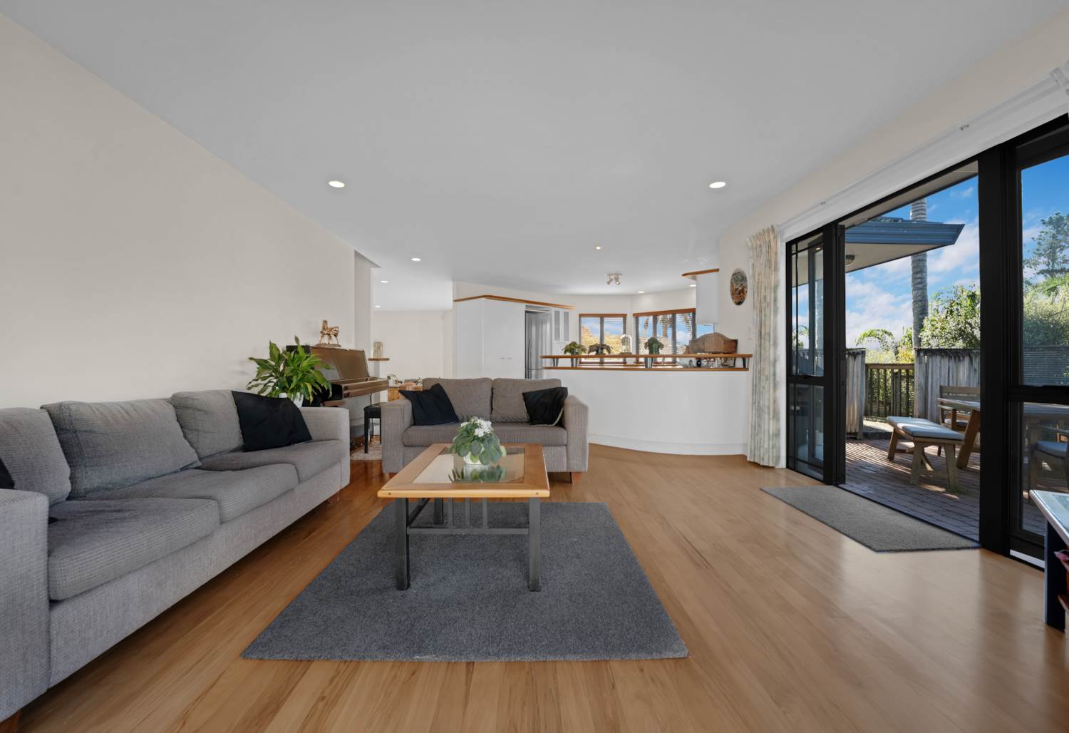 17 Eastwood Rise, Browns Bay, Auckland