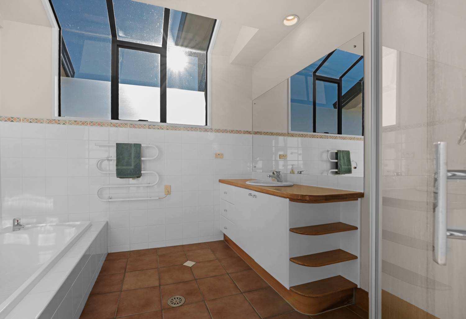 17 Eastwood Rise, Browns Bay, Auckland