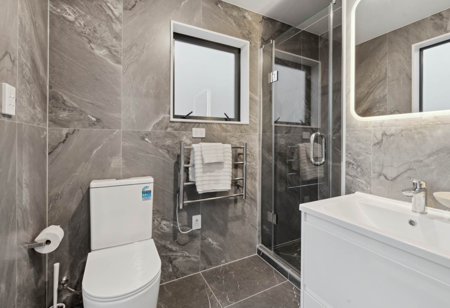8/5 Wastney Road, Alfriston, Auckland