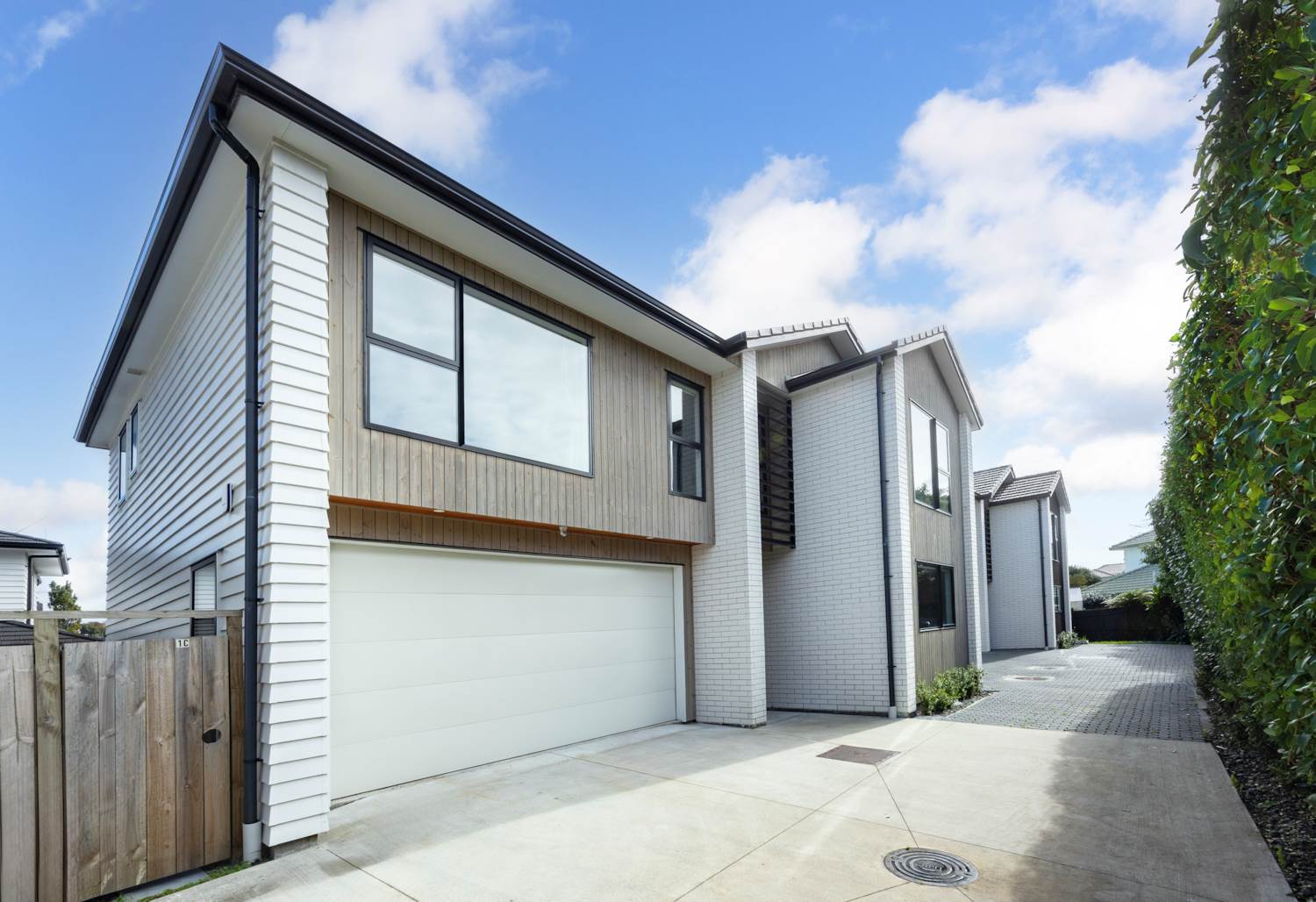 Urgent Sale, 1C Whites Way, Ellerslie, Auckland