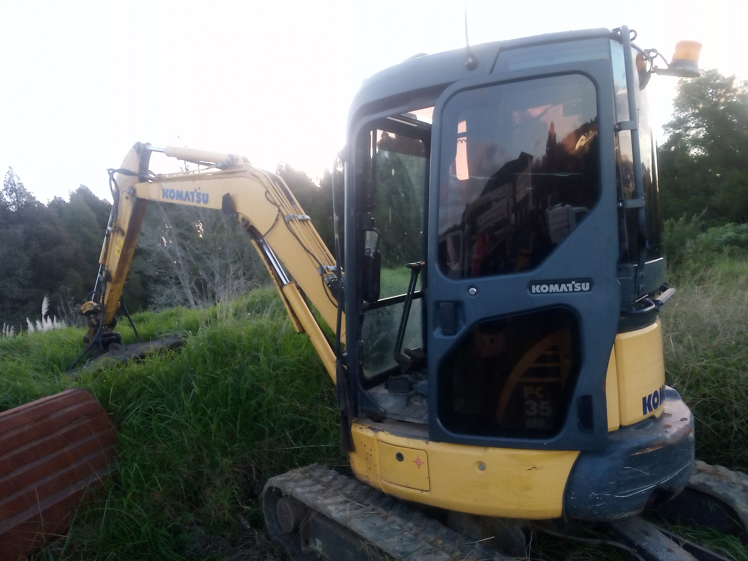 Komatsu PC 35 MR, 4097 hours,
