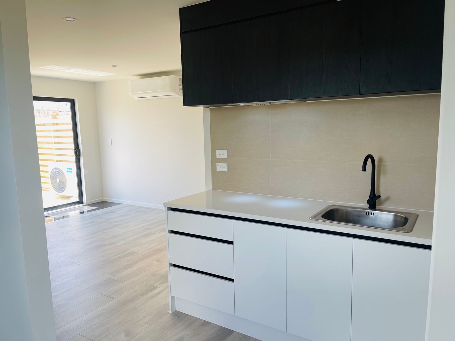 Special Urgent Sale, 17 Auranga Drive, Drury, Auckland