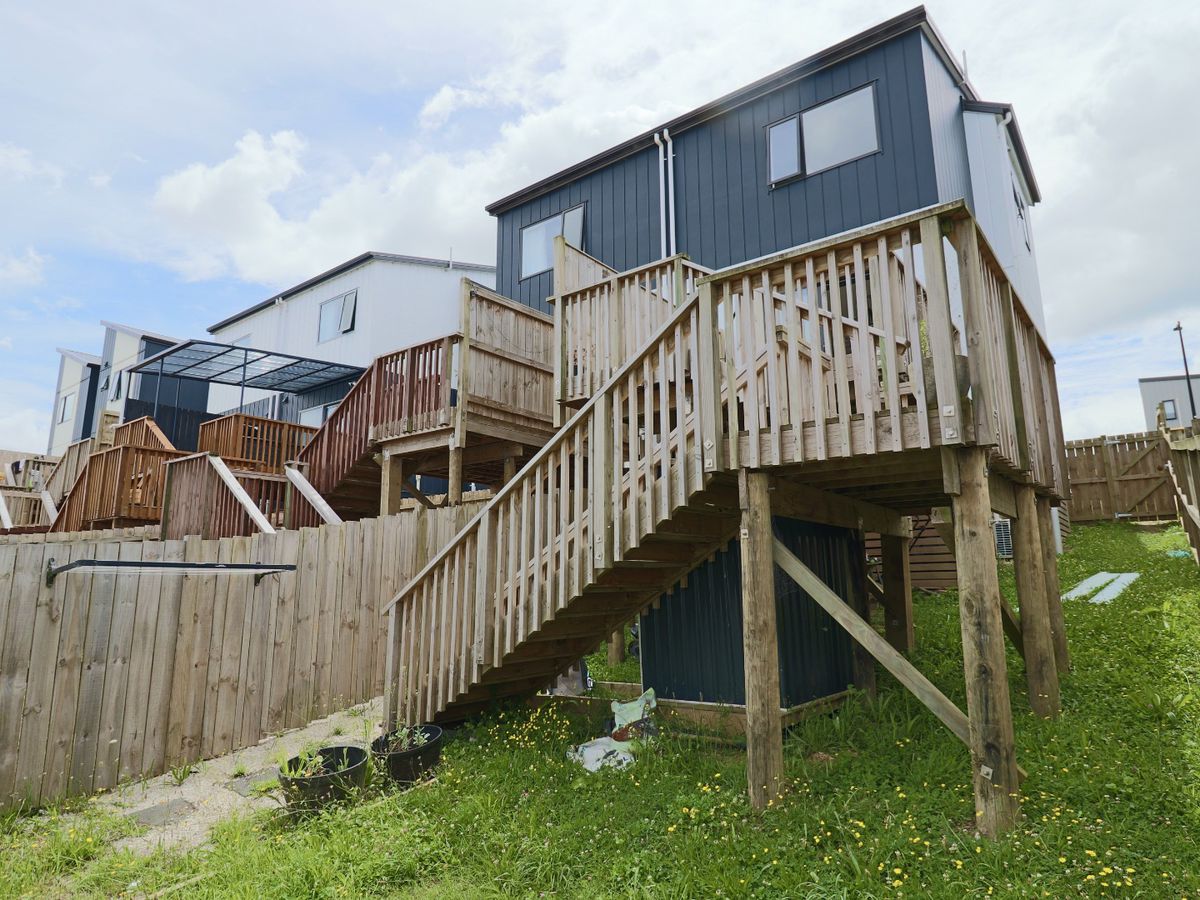 Brand New Papakura 3-bedroom Townhouse, 13B Crestview Rise, Red Hill, Auckland