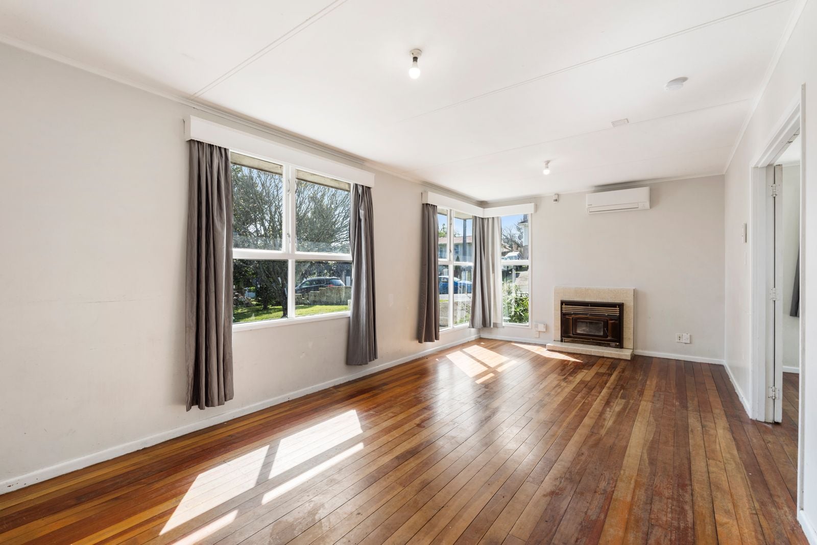 108 Tennessee Avenue, Mangere East, Auckland.