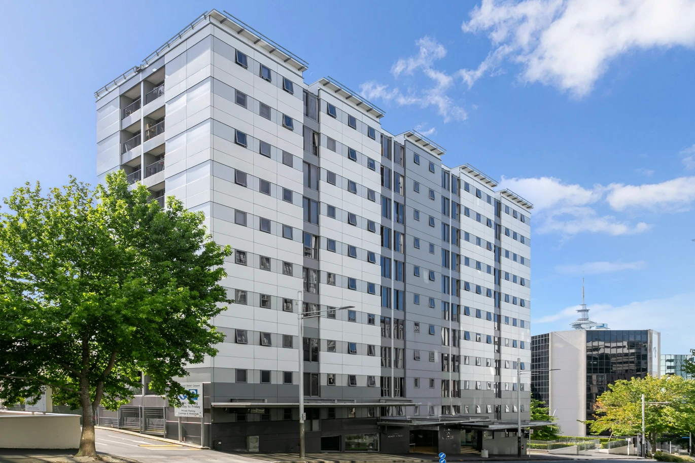 Auckland Girls’ Grammar School zone, 41m2 Freehold 3 beds 1 bath apartment, Currently tenanted-tenant happy to stay or vacate with notice, 313/421 Queen Street, Auckland Central, Auckland