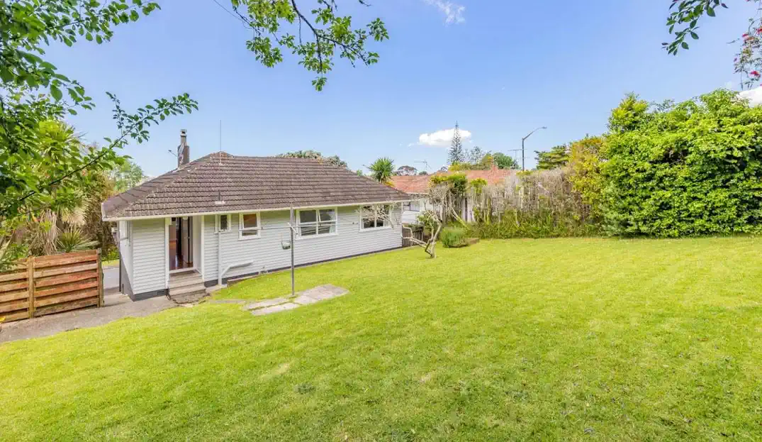 37 Rosalind Road, Glenfield, Auckland