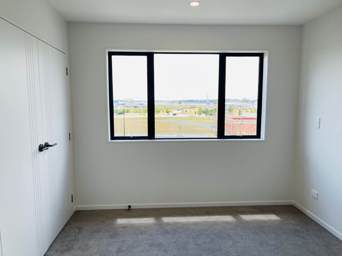 Urgent Sale, Massive Builder Clearance, 15 Auranga Drive, Drury, Auckland