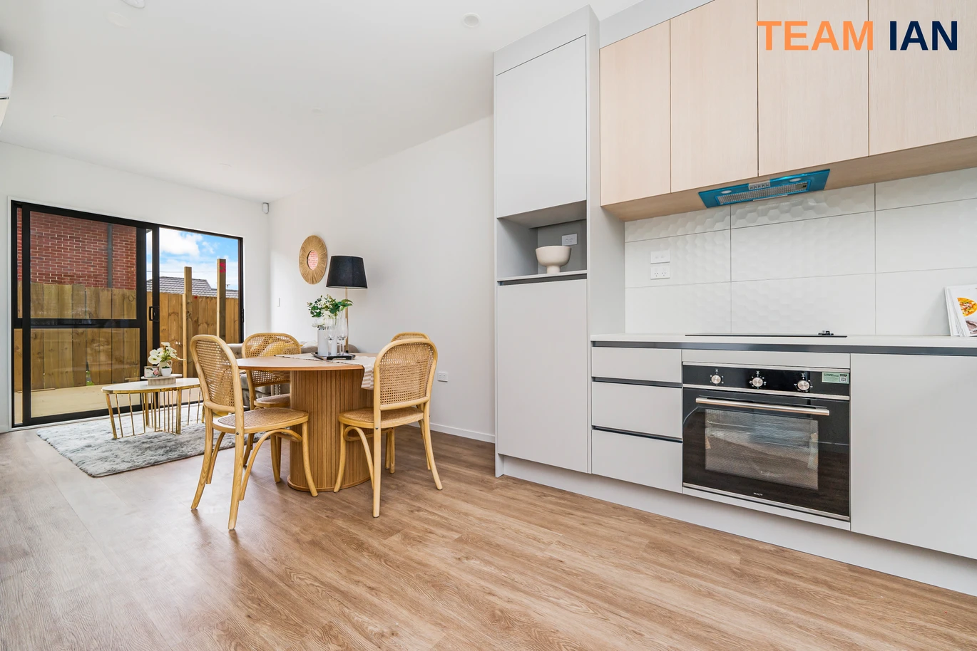3/442 Old Te Atatu Road, Te Atatu Peninsula,, Auckland