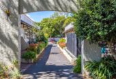 Auckland Grammar and Epsom Girls Grammar school Zone, leasehold 2-bedroom, 1-bathroom unit with a carport, 296 Manukau Road, Epsom, Auckland