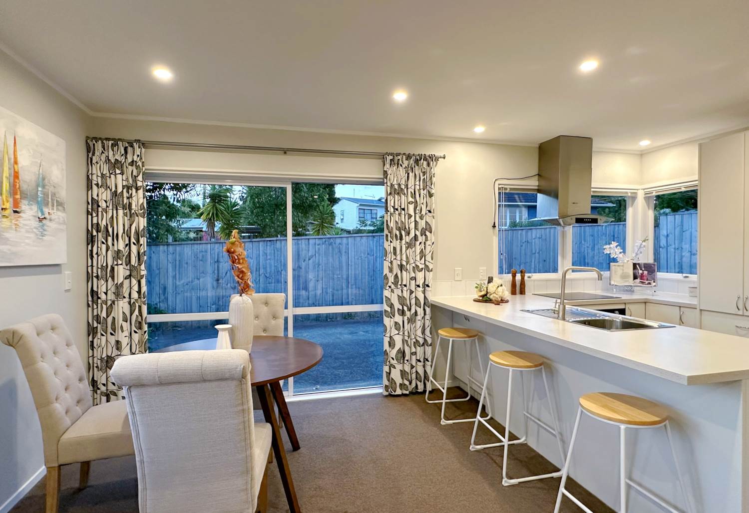 Urgent sale, 3/65 Howe Street, Howick, Auckland