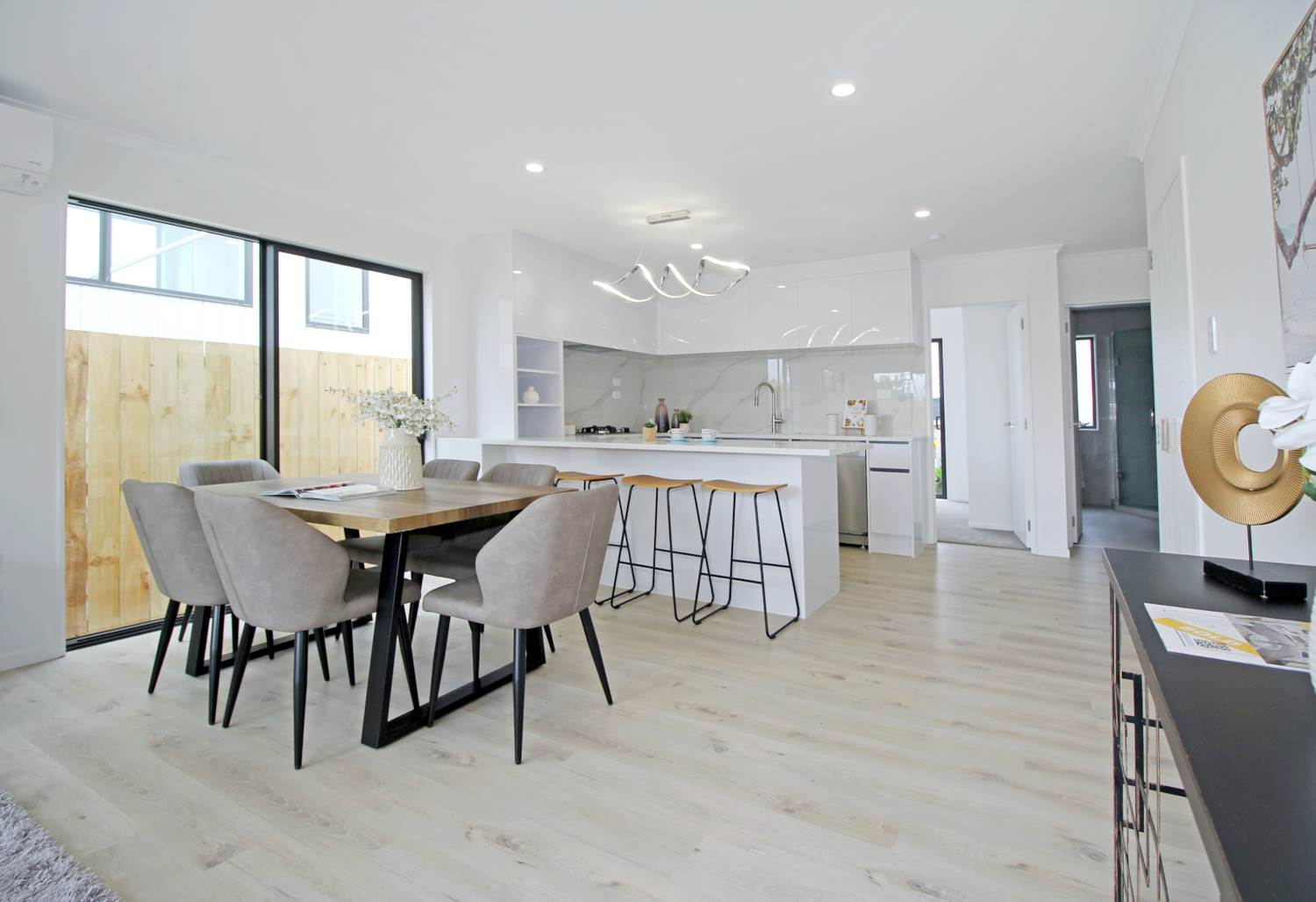 20F Hill Road, Papatoetoe, Auckland