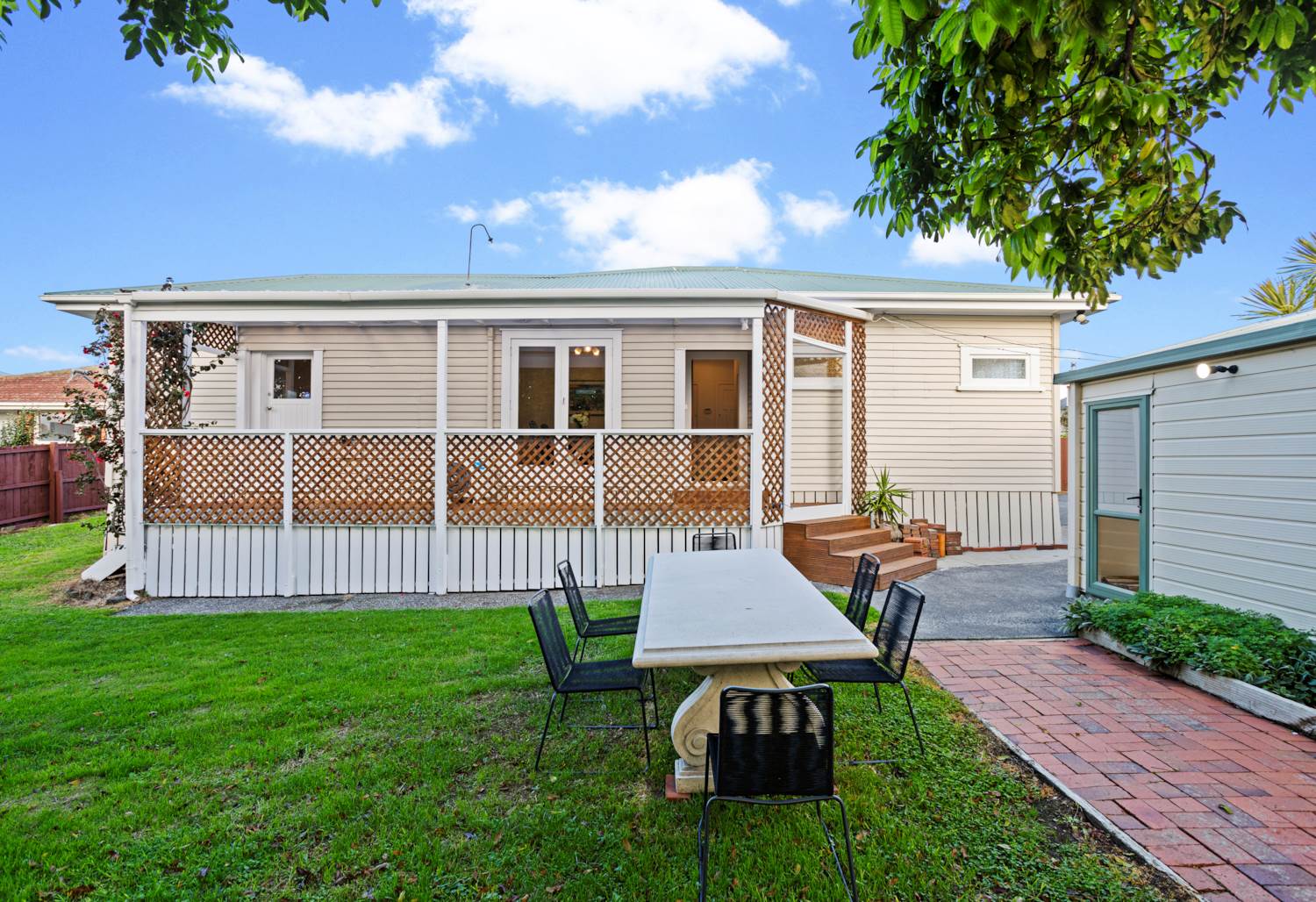 Renovated, 59A Morningside Drive, St Lukes, Auckland