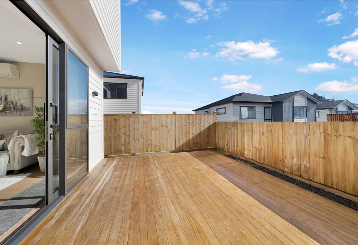 2C Terra Nova Street, Glen Eden, Auckland