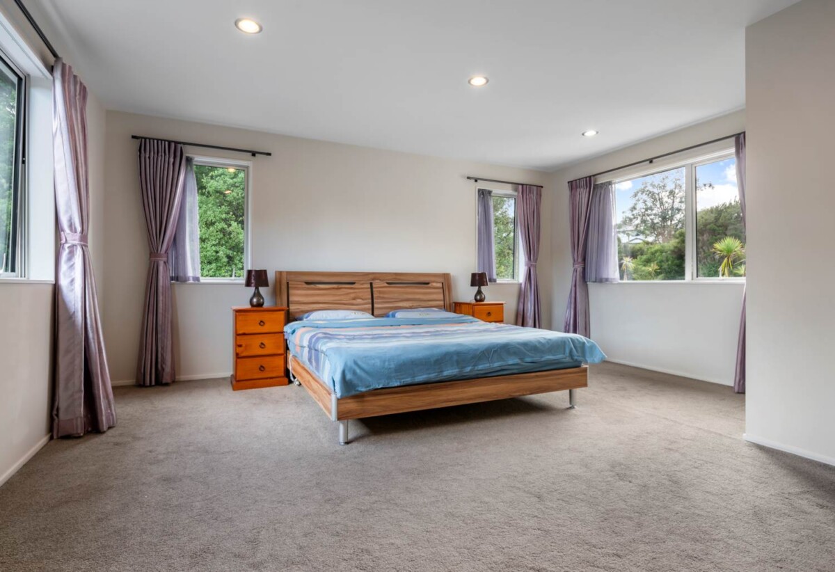 33C Oteha Valley Road, Northcross, Auckland