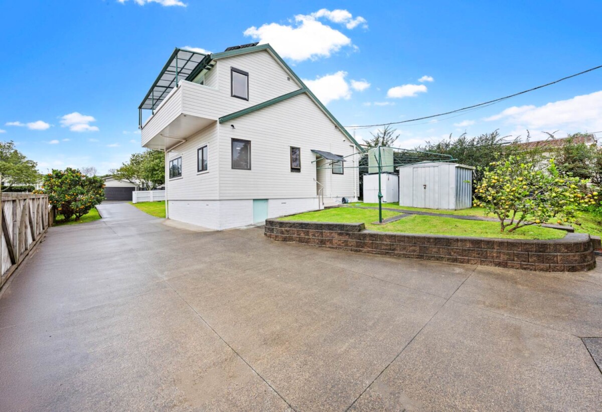 20 Rhodes Avenue, Mt Albert, Auckland