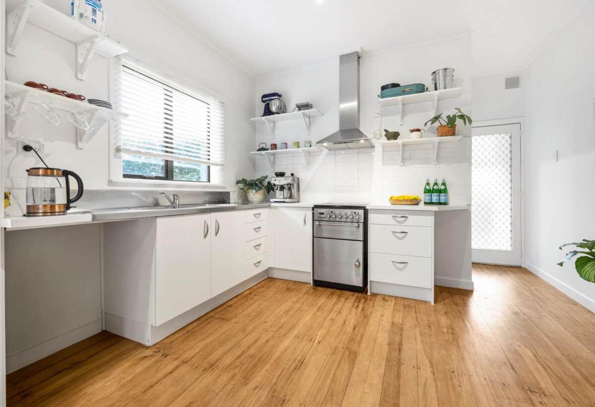 20 Rhodes Avenue, Mt Albert, Auckland
