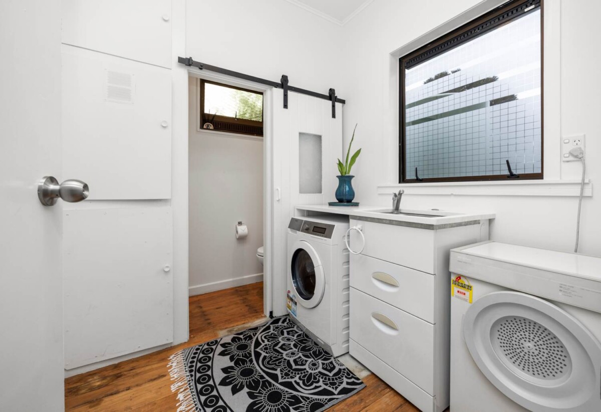 20 Rhodes Avenue, Mt Albert, Auckland