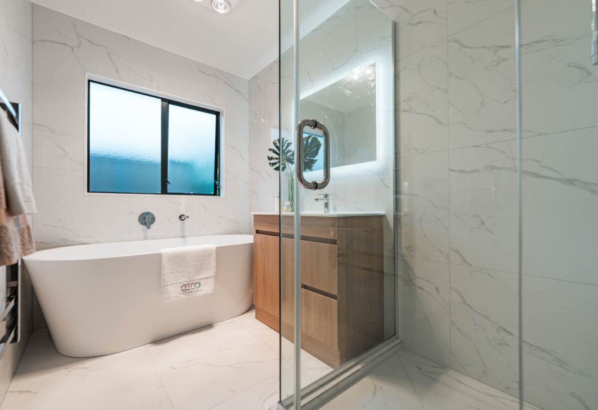 Renovated, 157 Burswood Drive, Burswood, Auckland