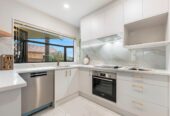 Renovated, 157 Burswood Drive, Burswood, Auckland