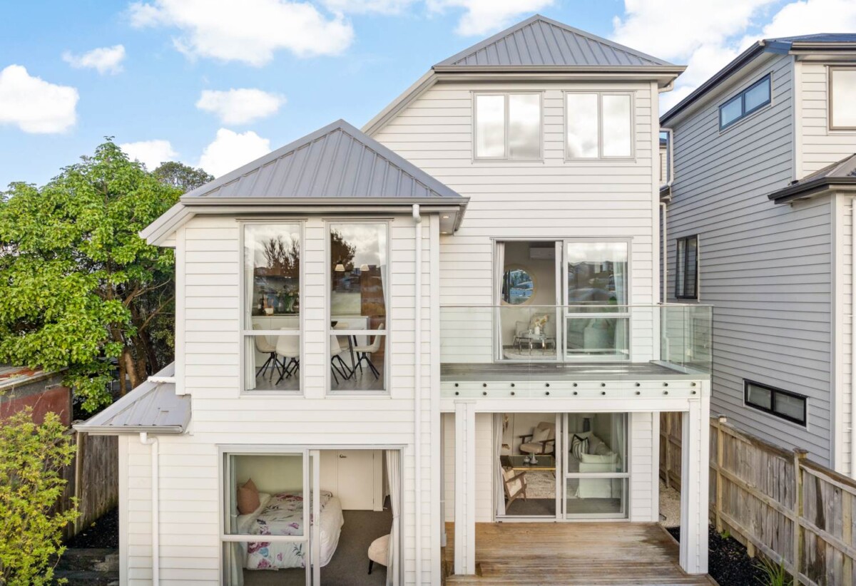11B Manuwai Road, Torbay, Auckland