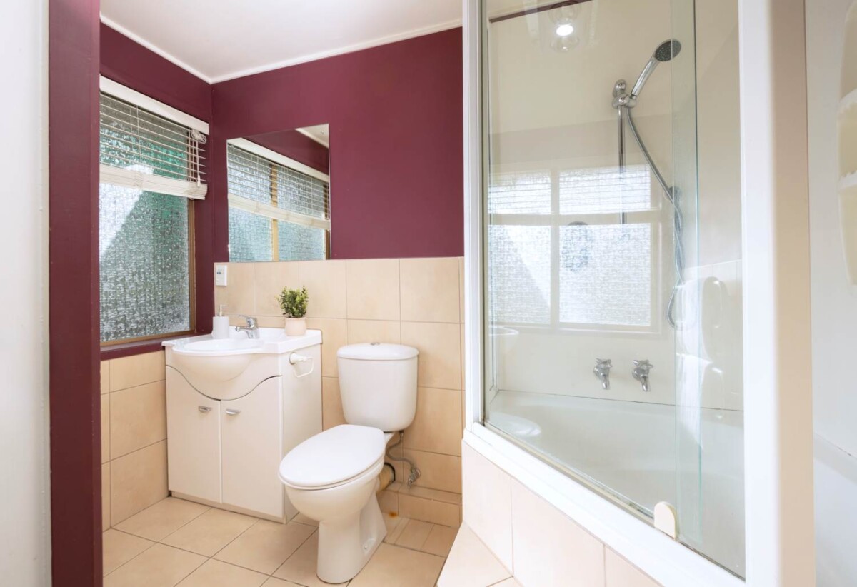Urgent sale, 55 Walworth Avenue, Pakuranga Heights, Auckland