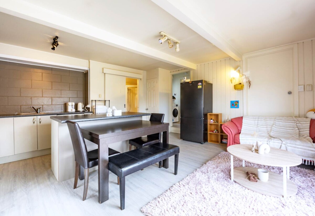 Urgent sale, 55 Walworth Avenue, Pakuranga Heights, Auckland