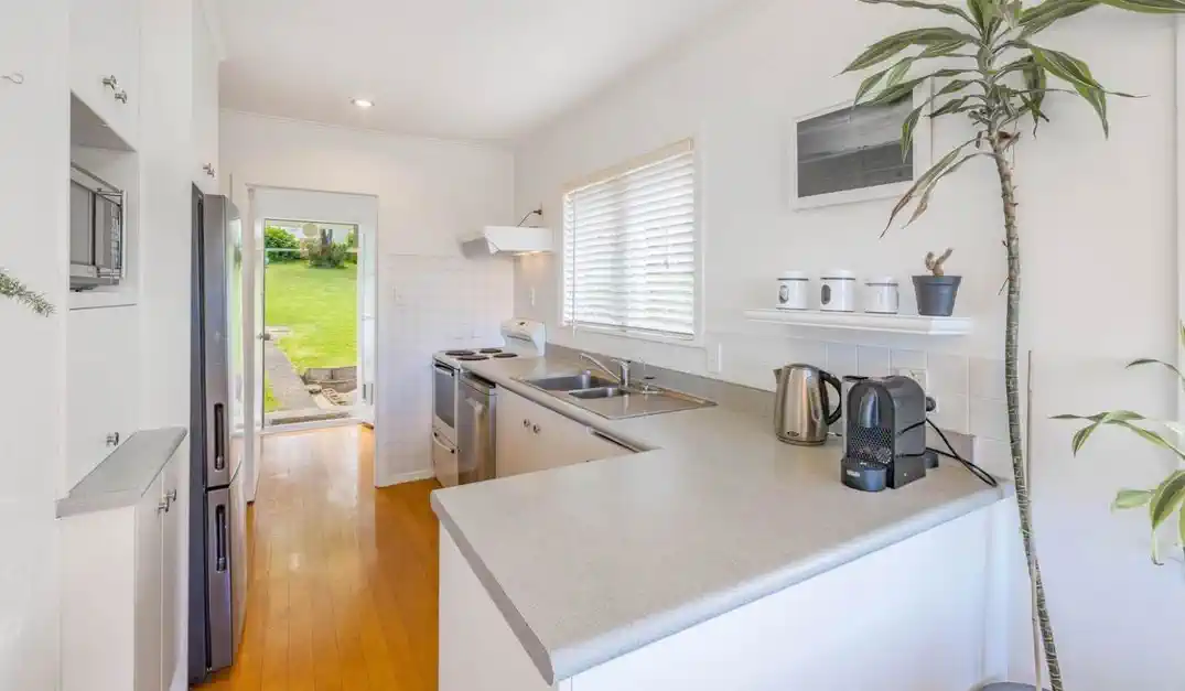37 Rosalind Road, Glenfield, Auckland