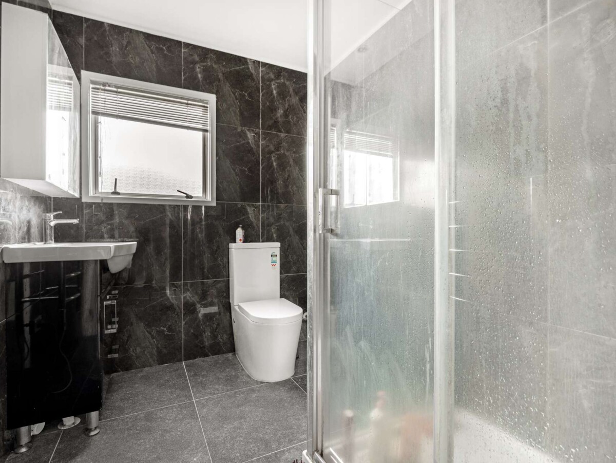7/11 Arran Street, Avondale, Auckland