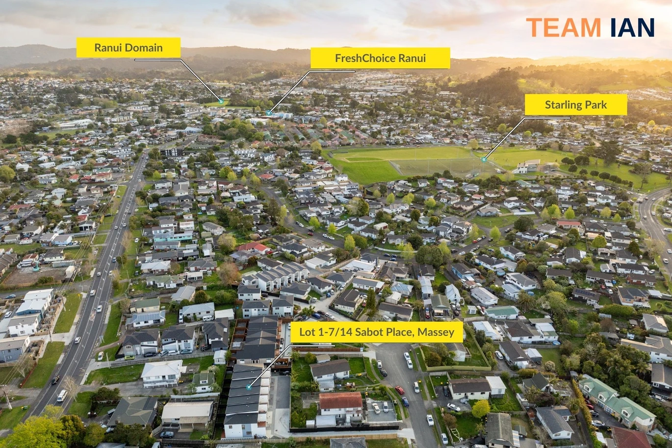 4/14 Sabot Place, Massey, Auckland