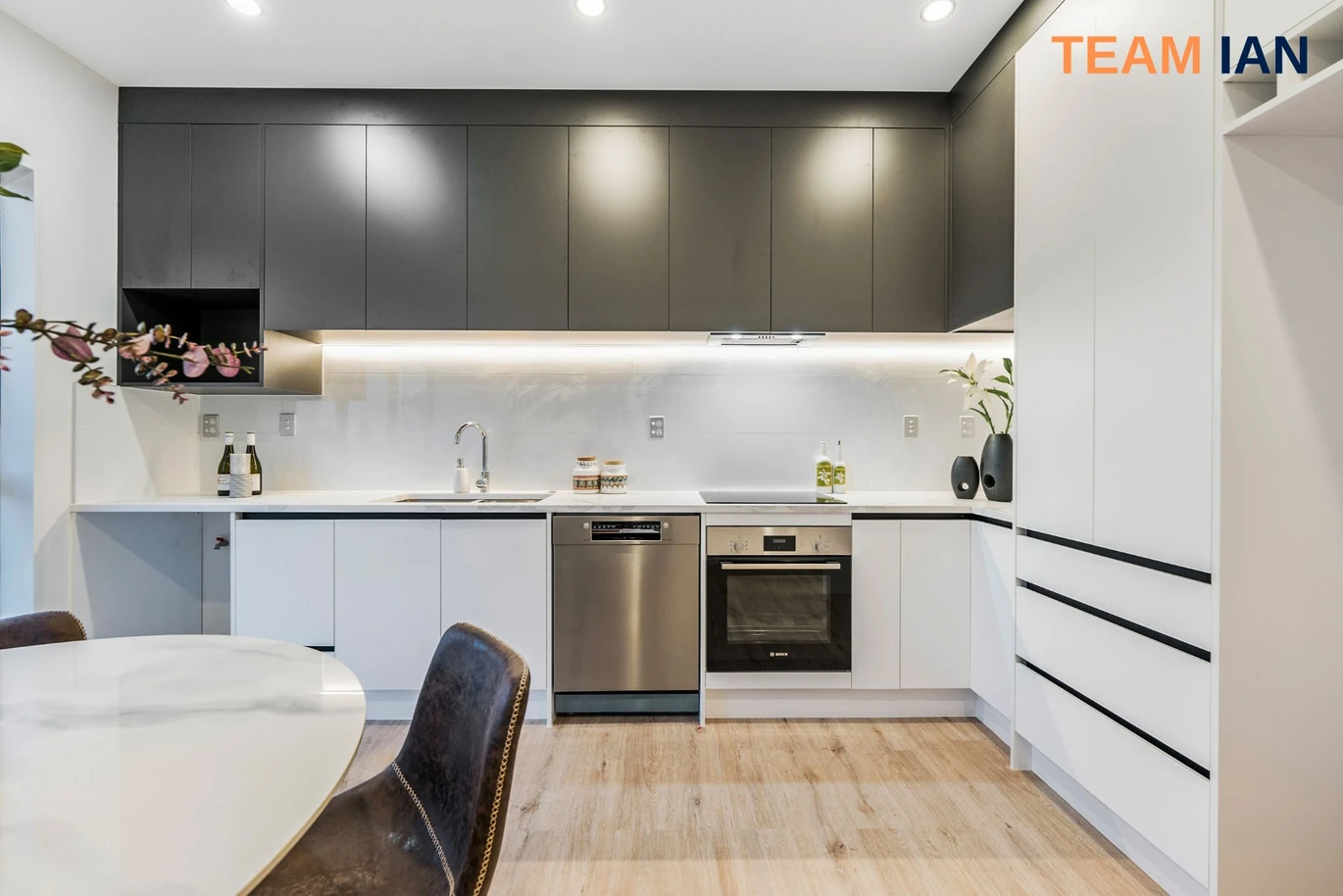 4/14 Sabot Place, Massey, Auckland
