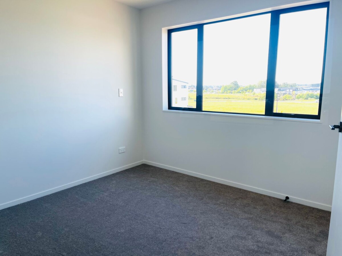 Urgent Sale, Massive Builder Clearance, 15 Auranga Drive, Drury, Auckland