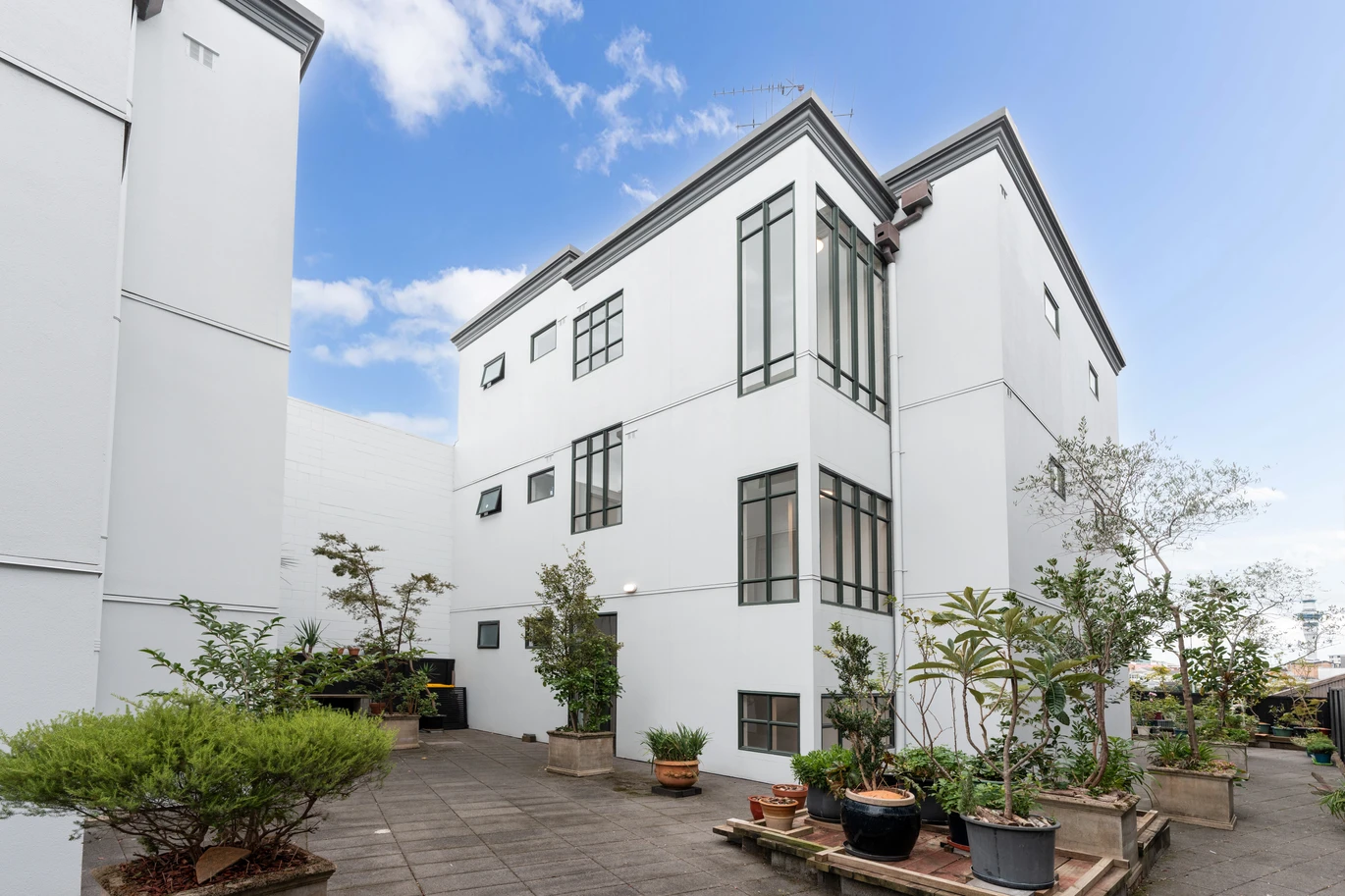 Triple Grammar school zone, 54m2 1 bed 1 bath 2 car parks apartment with own private garden oasis, Easy motorway access just one bus stop from the city, Zoned for Auckland Grammar School (AGS), Mt Albert Grammar School (MAGS), Auckland Girls’ Grammar School (AGGS), Freemans Bay School, Newton Central School & Kowhai Intermediate, 2J/30 Randolph Street, Eden Terrace, Auckland