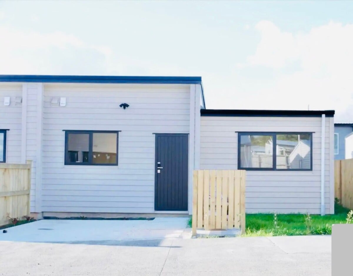11A Poruru Close, Papakura, Auckland