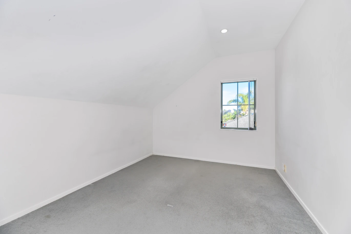 Do-up, 1 Highgrove Lane, Totara Vale, Auckland