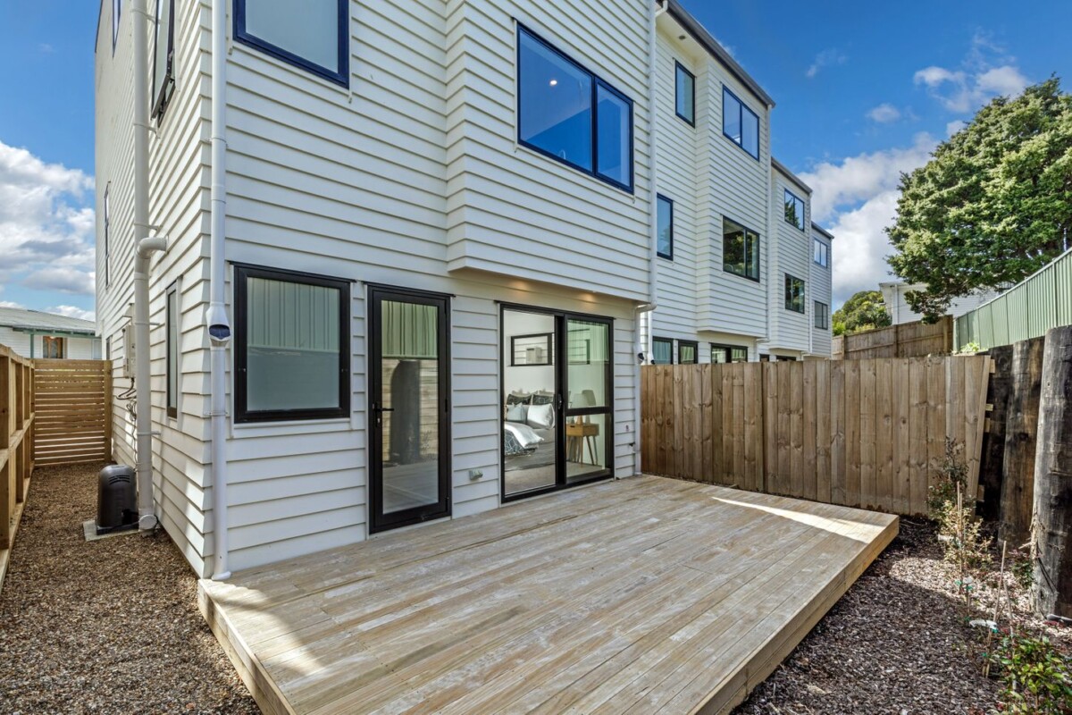 2/36 Tomo Street, New Lynn