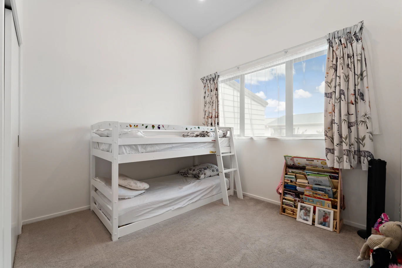 Right by the Park, welcome all conjunctional, 5/122 Archibald Road, Kelston, Auckland
