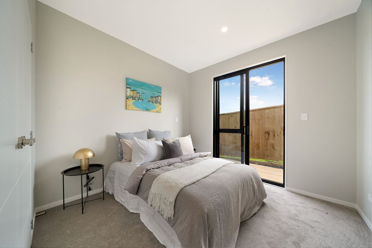 8 Whakairo Crescent, Gulf Harbour