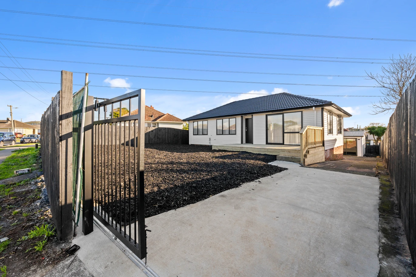 Newly renovated, 8 Guthrey Place Otara, Auckland