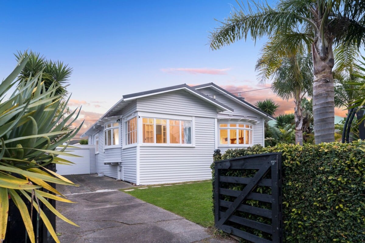 13 Elcoat Avenue, Henderson, , Auckland