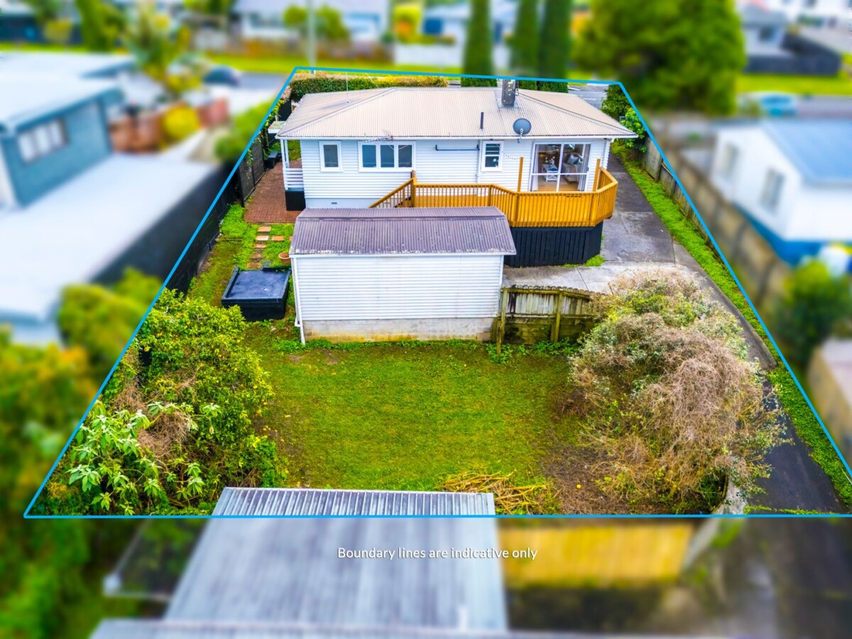 1/39 Lancaster Road, Beach Haven, Auckland