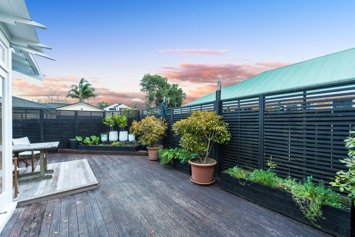 13 Elcoat Avenue, Henderson, , Auckland