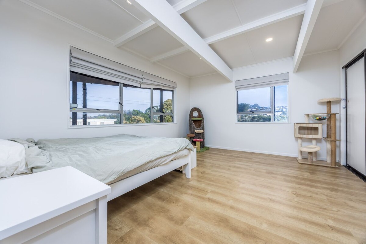 7 Chamberlain Road, Massey, Auckland